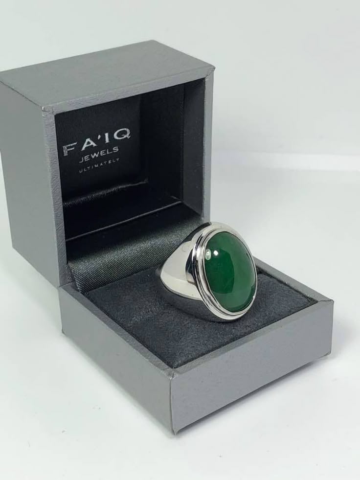 f87d8811-2e0d-4e00-a8e4-db9717be6827 انگشتر زمرد افغانستان